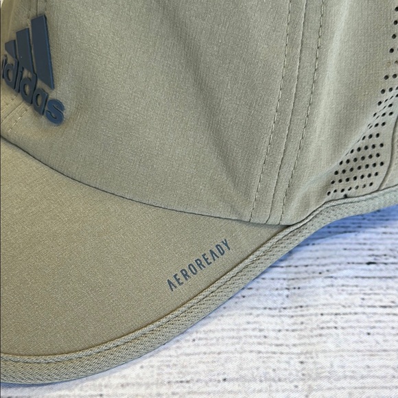 Mens Adidas Signature Baseball Cap • Adjustable! NEW! - Picture 8 of 8